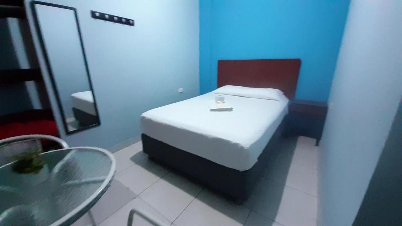 Aypa Hostal Trujillo Exterior photo