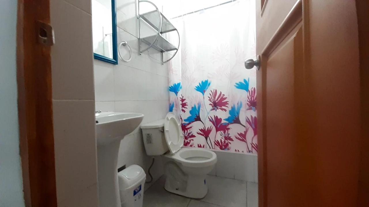Aypa Hostal Trujillo Exterior photo