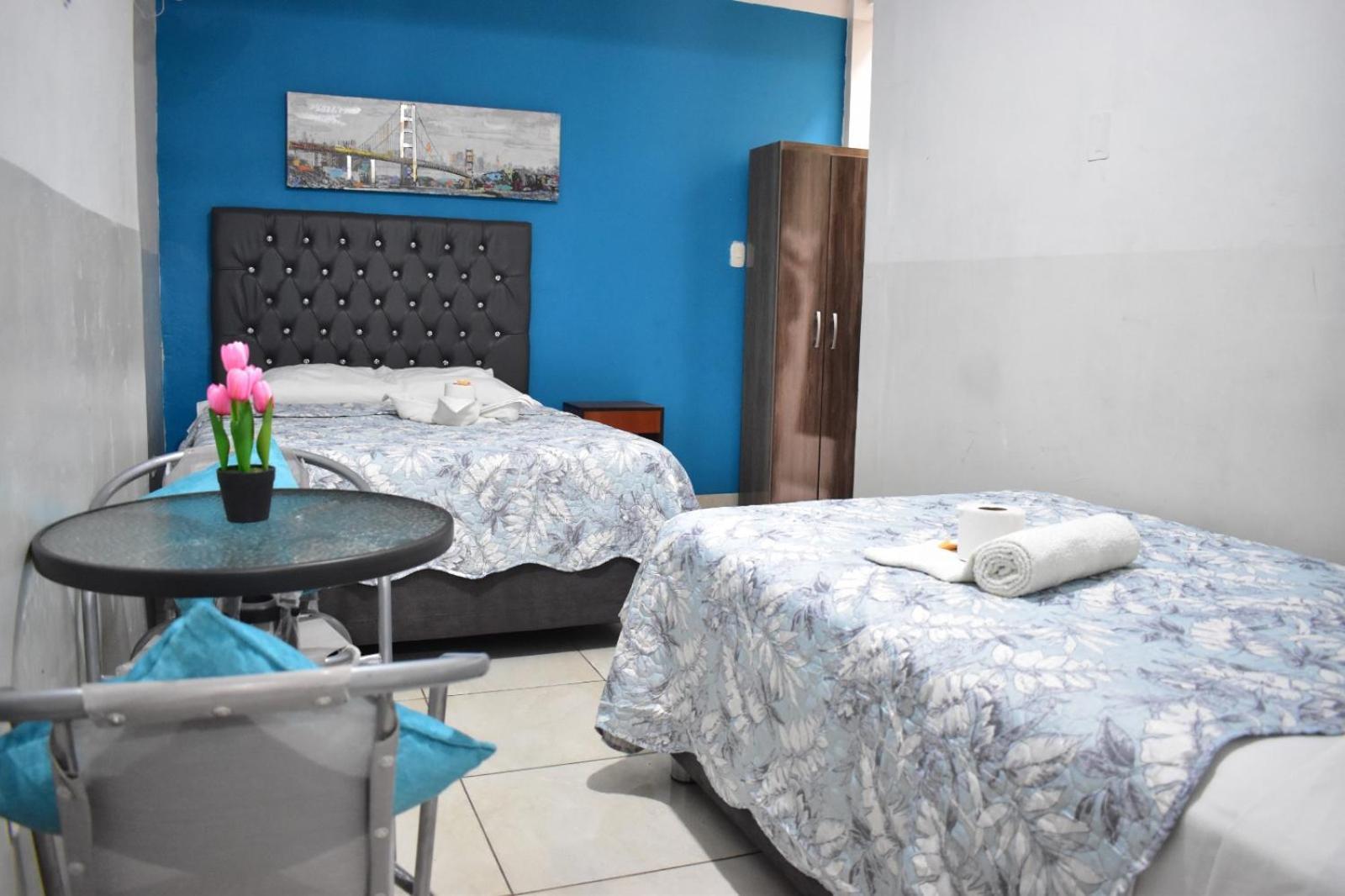 Aypa Hostal Trujillo Exterior photo